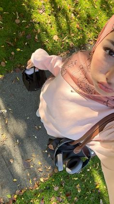 #hijab #hijabi #modest #outfit #ootd #modestfashion Autumn Outfits Hijab, Hijab Outfit Dress, Modest Hijab Outfits, Hijab Style Outfits, Outfit With Hijab, Hijab Girl Aesthetic, Modest Muslim Outfits, Outfit Hijab Ideas, Hijab Outfit Ideas