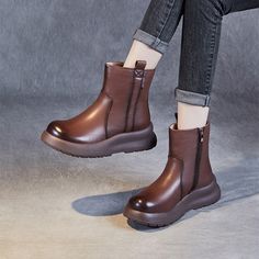 Gender: Women Item Type: Boots Main Material: Cow Leather Lining: Wool Style: Casual, Classic, Retro Season: Winter Heel Type: Flat Outsole Material: Rubber Heel Height: Mid-Heel (5 cm) Size Length cm inch 35 22.5 8.86 36 23 9.06 37 23.5 9.25 38 24 9.45 39 24.5 9.65 40 25 9.84 Winter Heels, Tube Top Dress, Boys Backpacks, Shoe Size Conversion, Fur Boots, Rubber Heels, Boots For Sale, Men Shoes Size, Mid Heel