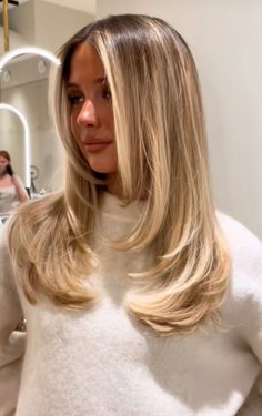 Layers With Face Framing Long Hair, Long Layered Hair With Long Curtain Bangs, Long Layers In The Front Face Framing, Long Layer Face Frame Haircuts Straight, Straight Hair With Flick, Flicked Ends Hair, Subtle Layers Straight Hair, Medium U Shaped Hair, Layers With Straightener