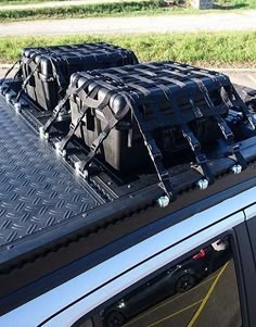 Roof Racks For Trucks, Roof Rack Ideas Off Road, Overland Roof Rack, Cool Jeep Accessories, Diy Roof Rack, Chrysler Van, Roof Rack Accessories