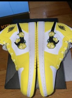 Air Jordan 1 Mid, Jordan 1 Mid, Nike Air Force Sneaker, Jordan 1, Converse Sneaker, Yellow Flowers, Air Jordans, Converse, Sneakers Nike