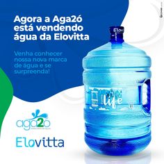 a large blue water bottle with the words elovitta in spanish on it