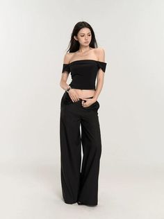 Discover the effortless elegance of our Wide-Leg Low Waist V-Shape Trousers with Floral Accent, the perfect blend of casual sophistication and contemporary style. Crafted with meticulous attention to detail, these trousers feature a low waist V-shape cut, creating a slender silhouette. The flowy wide-leg design adds a touch of bohemian flair, while the delicate floral accent on the pocket infuses a subtle, feminine charm. Made from premium materials, these trousers promise both durability and comfort. Ideal for any casual or semi-formal occasion, these trousers can be paired with a fitted top for a balanced look, or with an oversized sweater for those cooler days. Their versatile design allows for seamless transition from daytime outings to evening gatherings, ensuring you make an understa V Shape Cut, Floral Pocket, Seamless Transition, Fitted Top, Pantalon Large, Leg Design, Effortless Elegance, Oversized Sweater, Low Waist