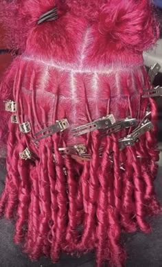 Pink Starter Locs, Dyed Dreadlocks, Pink Locs, Short Locs Hairstyles, Dreadlock Styles, Dyed Hair Inspiration, Cute Box Braids Hairstyles, Hair Braid Videos, Protective Hairstyles Braids