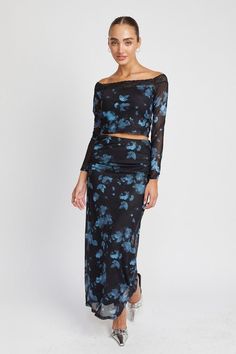 Floral mesh maxi skirt with great stretch and sheer mesh fabric over lining. Wear it with our matching Floral Mesh Top Recommended sizing 2-4 S, 6 M, 8-10 L Floral Mesh Top, Sheer Maxi Skirt, Mesh Maxi Skirt, Lightweight Skirt, Maxi Skirt Style, Sheer Maxi Dress, Effortless Fashion, Simple Top, Floral Maxi Skirt