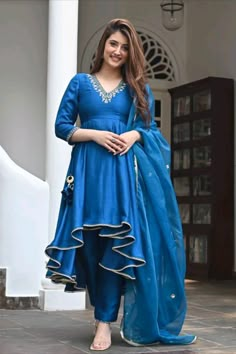 High Low Dress Indian, Blue Salwar Suit, Frock Designs For Women, Straight Salwar, Trendy Outfits Indian, Designer Kurti Patterns