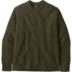 Patagonia's Recycled Wool-Blend Cable Knit Crewneck Sweater helps us combat cold temps season after season. Wool fibers give us that reliable wet-weather warmth, while nylon fibers increase durability for greater longevity. And built completely with recycled materials, this sweater keeps our carbon footprint from expanding. Mens Cable Knit Sweater Green, Cozy Outdoor Sweater, Fisherman Sweater Outfit, Design Outfit, Chunky Cable Knit Sweater, Cool Weather, Fisherman Sweater, Wool Clothing, Fun Fashion