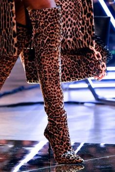 Leopard Blingbling Fashion Boots - Fashionsarah.com Boot Collection, Buy Boots, Weight Workout, Winter Shoes For Women, Stockings Lingerie, Animal Print Fashion, Boot Print, Long Boots, Winter Shoes