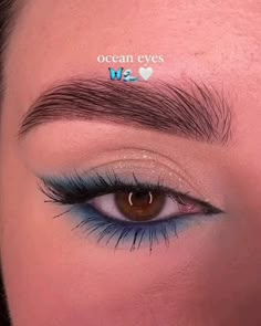 Ocean blue Eye look |Blue eye shadow |Glitter eye makeup #oceanblue #glitter #eyeshadow #tutorial Blue Glam Eye Makeup, Makeup Looks Blue Eyeliner, Nautical Makeup Look, Siren Eye Makeup Brown Eyes, Blue Elegant Makeup, Blue Mermaid Eye Makeup, Make Up With Blue Eyeshadow, Blue Eyeliner On Blue Eyes, Minimal Blue Eye Makeup