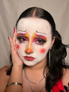 ig. byandreabr  sad colorfull clown makeup Work Halloween Makeup Ideas, Clowncore Makeup Looks, Douyin Clown Makeup, Clown Makeup White Face, Matching Clown Makeup, Clown Mask Makeup, Traditional Clown Makeup, Face Paint Costume Ideas, Mexican Clown Makeup