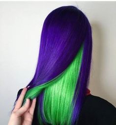 Hair Dye Color Combinations, Neon Green And Purple Hair, Bold Hair Color Ideas, Purple And Green Hair, Jayne Matthews, Hair Dye Videos, Good Haircut, Hair Colour Inspo, Dyed Hair Purple