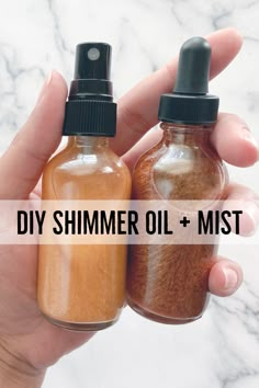 Make Your Own Body Oil, Diy Body Oil Spray, Shimmer Body Oil Diy, Diy Shimmer Body Oil Recipe, Diy Body Glow Oil, Shimmer Oil Diy, Body Mist Recipe, How To Make Shimmer Body Oil, How To Make Body Oil At Home