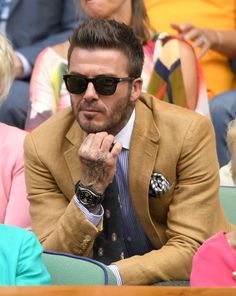 David Beckham Wimbledon, Wimbledon Style, David Beckham Style Outfits, Contrast Collar Shirt, David Beckham Style, Style Girlfriend, Wimbledon Fashion, Tweed Trousers, Grown Man