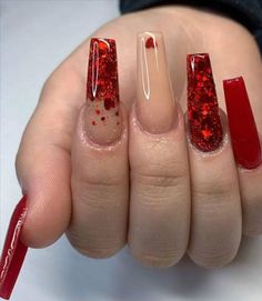 50 Lovely And Nail Designs For Your Valentine's Day Women Beautiful Manicure, Nails Valentine, Nails Valentines, Heart Nail Designs, Manicure Nail Designs, Red Acrylic Nails, Valentine Nails, Nail Designs Valentines, Cute Acrylic Nail Designs