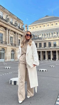 Lily Clark, European Style Outfits, Milan Outfits, European Outfits, January Outfits, Spain Outfit