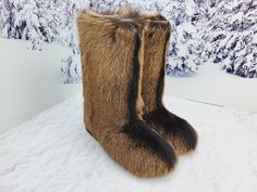 Exclusive brown color goat fur boots! They are perfect combination of gorgeous look and warmth.  They are lined by a genuine sheepskin and the outside part is made of a really cozy goatling fur.  28 cm tall Boots are designed for women who love the uniqueness and warmth, as withstand up to 40 degrees Celsius below zero. COLORS: We have lot of fur, so YOU CAN CHOOSE A FUR FOR MAKING YOUR OWN EXCLUSIVE PAIR! ------------------------------------------------------------------------------------------ Winter Fur Boots, Luxury Sheepskin Boots With Faux Fur Lining, Fur Ski Boots, Hiking Boots Fur, Brown Fur Boots, Women’s Fur Boots, Winter Snow Boots, White Fur, Fur Boots