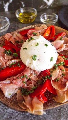 A ball of Burrata cheese sits on top of roasted red peppers and Serrano ham with a sprinkling of basil on top Roasted Pepper Recipes, Serrano Ham, Burrata Cheese, Party Snack