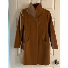 Aritzia Wilfred Cocoon Coat In Cigar (Brown). Size Xxs. Great Condition. Wool & Cashmere. Fully Lined. Princess Seams For Shaping. Interior Welt Pocket With Button Closure. Exterior Hand Pockets. I Am 5’0 And 100 Lbs And It Fits Perfectly. Sleeve Length: 22” Shoulder Width: 15” Coat Length: 32.5” Aritzia Brown Coat, Wilfred Cocoon Coat, Aritzia Jacket, Cocoon Coat, Aritzia Wilfred, Princess Seams, Princess Seam, Cigars, Welt Pocket