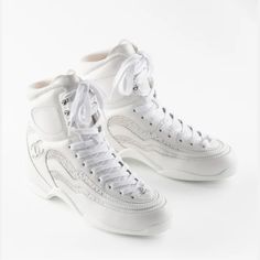 Leather White No Use!! Chanel Sneakers, Box Color, Chanel Shoes, Womens Shoes Sneakers, Limited Time, Shoes Sneakers, Color White, Chanel, Size 7