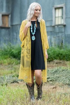 Western Duster Outfit, Boho Easter Outfit, Western Easter Outfit, Boutique Outfit Ideas, Classy Western Outfits For Women, Plus Size Country Outfits, Boho Cowgirl Style Western Chic, Plus Size Western Outfits Woman