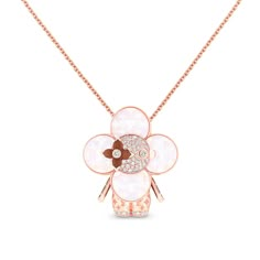 LOUIS VUITTON® - Vivienne Monogram Pendant, Pink Gold, Mother-of-pearl, Wood & Diamonds - Pink Gold Bougie Closet, Louis Vuitton Vivienne, Pink Gold Jewelry, Jewelry Necklace Simple, Rose Gold Jewellery, Bvlgari Jewelry, Jewelry Photography Styling, Louis Vuitton Official Website, Monogram Pendant