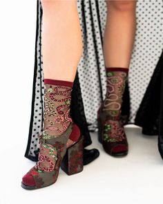 Something witchy this way comes with our serpentine print black sheer sock, inspired by a striking textile traditionally used in interior design. Dusty pink, burgundy and green snakes slither their way up the feet for a sultry vibe, while vintage florals add a feminine touch. One Size. Recommended fit US W5.5-10. 200 Needle Count. ✨ Funky yet elegant 🧦 Premium quality - durably made with comfortable stretch 👗 Unique - the perfect accessory to add individuality to your outfits • Fabric: 54% Nyl Vintage Florals, Sheer Socks, Crew Sock, Shoe Gifts, Curated Gifts, Fashion Socks, Cotton Socks, Fall Wardrobe, Girls Night Out