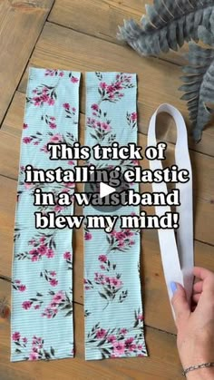 someone using scissors to cut fabric with the words, this trick of installing elastic bands in a