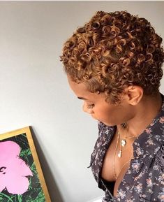 Big Chop Hairstyles, Twa Hairstyles, Natural Hair Short Cuts, Dyed Natural Hair, Big Chop, Short Natural Hair Styles, Short Curly Hair, Afro Hairstyles, Hair Dos