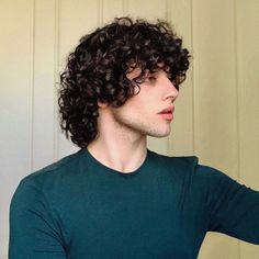 Hairstyles For Coarse Hair, Sam Haircut, Andro Hair, Hunter Core, 3a Curly Hair, Mid Length Curly Hairstyles, Mens Hairstyles Curly