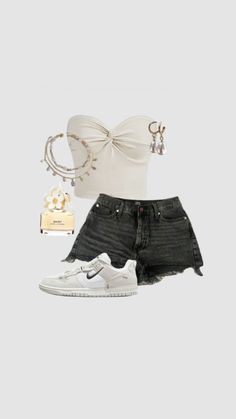 Tour Outfits Ideas Summer, Summer Outfits White Background, Inspo Outfit Summer, Hairstyles And Colors, Celebrities Hairstyles, Female Celebrities