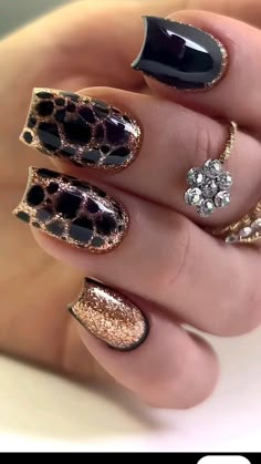 Animal Nail Designs, Cheetah Nail Designs, Stilleto Nails Designs, Neon Pink Nails, Animal Print Nails Art, Retro Nails, January Nails, Sassy Nails, Short Gel Nails