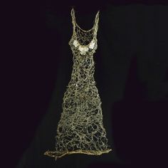 Long Gold Dress Sculpture With Glass Accents ~ Fios Aurum (Gold Blossom) Long Gold Dress, Dress Sculpture, Gold Dresses Long, Wire Dress, A Level Textiles, Metal Dress, 1900s Fashion, Metal Sculptures, Cast Glass