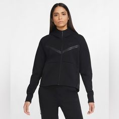 Nike Hoodie Xs Nike Windrunner Nike Full Zip Hoodie Women’s Xs Nike Black Hoodie Nike Sportswear Tech Windrunner Nwot #Nike #Nikehoodie Nike Tech Jacket, Nike Tech Fleece Hoodie, Nike Windrunner, Nike Sportswear Tech Fleece, Tech Fleece Hoodie, Fleece Hoodie Women, Sport Nike, Baby Nike, Tops Nike