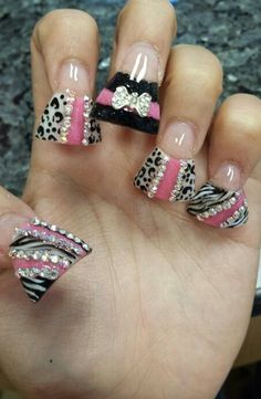 Unas estilo sinaloa Nail Art Step By Step, Duck Nail, Art Step By Step, Flare Nails, Punk Nails, Duck Nails, Blue Nail, Bling Acrylic Nails