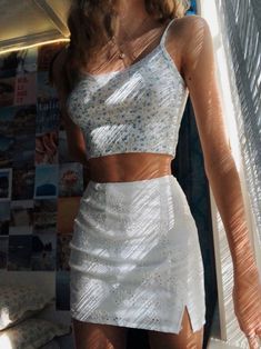 Brandy Melville Outfits, A Skirt, Girly Outfits, Mode Inspiration, Looks Vintage, Outfits Casuales, Cute Casual Outfits, Aesthetic Fashion, Look Fashion