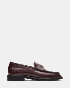 Burgundy Loafers, Business Professional Outfits, Loafers Outfit, Work Fits, Ideal Life, Buy List, Loafer Shoes Women, The Madison, Leather Socks