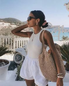 Amaka Hamelijnck, Boho Beach Outfit, Europe Summer Outfits, Greece Outfit, Love Percentage, Summer Holiday Outfits, Love Calculator, Europe Outfits, Europe Fashion