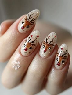 Rudolph Nails Acrylic, Classic Christmas Nail Designs, Nontraditional Christmas Nails, Subtle Christmas Nail Designs, Christmas Nail Art Designs Snowflakes, After Christmas Nails, Reindeer Nails Designs, Cristmass Nails 2024, Fun Nails Designs