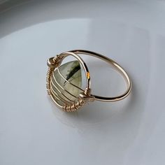 Wire Wrapped Jewelry Beginner, Cute Wire Rings, Handmade Rings Wire, Metal Wire Jewelry, Wire Wrapped Stones, Diy Wire Jewelry Rings, Wire Jewelry Ideas, Wire Wrap Ring, Wire Jewelry Rings