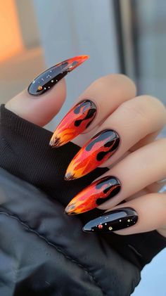 30 Flame Nail Designs to Heat Up Your Look 1 Flame Nail Designs, Lightning Bolt Nails, Army Nails, Diy Nails Easy, Flame Nails, Flame Nail Art, Pretty Fingers, Classy Nail, Classy Nail Designs