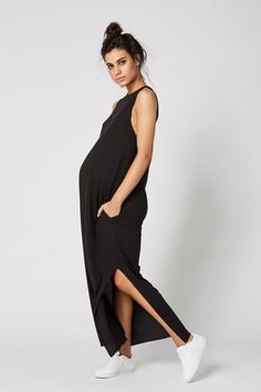 Park Ave Dress Black - Maternity Dress - LEGOE. – LÉGOE HERITAGE Legoe Heritage, Maternity Wear Dresses, Dress For Pregnant, Maternity Photography Family, Maternity Photography Outdoors, Maternity Black Dress, Baby Bump Style, Dresses For Pregnant Women