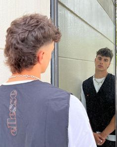 The Best 25 Modern Mullet Haircuts for Men (Detailed Gallery) | 25 Trendy Modern Mullet Haircuts for Men: The Ultimate Guide To New Mullet Hairstyles Modern Mullet Haircut, Mullet Fade, Haircut Selfie, Photo Hijab, Mohawk Hairstyles Men, Mens Haircuts Short Hair, Men Haircut Curly Hair, Mullet Haircut, Mens Hairstyles Thick Hair