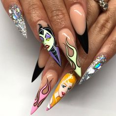 Disney Nails Sleeping Beauty, Sleeping Beauty Nail Art, Sci Fi Nails, Movie Nail Art, Nails Cartoon, Maleficent Nail Art, Sleeping Beauty Nails, Disney Character Nails, Maleficent Nails