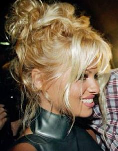 Pamela Anderson’s hair 🤍 #pamanderson #icon #90s #90shairstyles 90s Early 2000s Hairstyles, Pamela Anderson 90s Icon Aesthetic, Pamela Anderson Outfits 90s, Pamela Anderson 90s Hair Updo Tutorial, Pamela Anderson Iconic Looks, Pamela Anderson Haircut 90s, Pamela Anderson 90s Style Fashion, Pamela Anderson Photoshoot 90s, 90s Pamela Anderson Hair