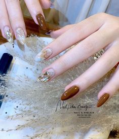 Hard Gel Nails, Asian Nails, Nail Art Disney, Nail Box, Nails Design With Rhinestones, White Acrylic Nails, Soft Nails, Disney Nails