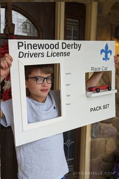 Easy Pinewood Derby Car Ideas, Derby Car Ideas, Awana Grand Prix Car Ideas Easy, Pinewood Derby Trophy Ideas, Pinewood Derby Photo Booth, Pinewood Derby Certificates, Pinewood Derby Car Ideas