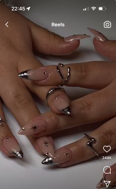 Birthday Gel Nails Ideas Sparkle, Nails Rings Aesthetic, Rave Nails Almond, Witchy Vibes Nails, Street Nails Designs, Ateez Concert Nails, Stargirl Nails Aesthetic, Concert Nail Designs, Nails 2024 French