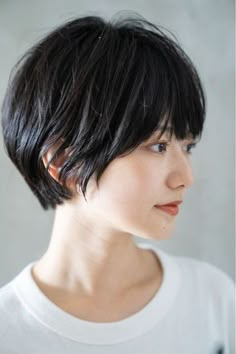 Japanese Haircut, Bardot Hair, Hair Catalog, Short Wavy Hair, Hair Images