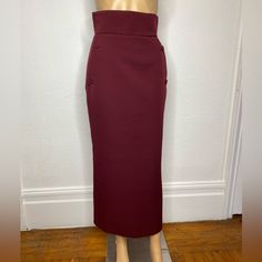 Sara Battaglia High Waisted Midi Skirt Women’s Size 40 (M) Burgundy Italy Made Very Good Used Condition Sara Battaglia, Skirts Midi High Waisted, Make Color, Women Skirts Midi, Midi Skirt, Womens Skirt, Womens Sizes, Italy, Red