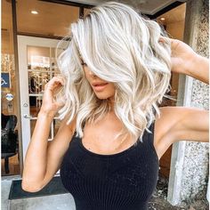 Natural Womens Short Curly Wig White Blonde Ladies Wavy Hair Wigs Cosplay UK-Z8 Stylish Short Hair, Balayage Blonde, Short Hair Wigs, Wave Hair, Hair Texture, Hair Density, Trending Hairstyles, Short Curly Hair, Blonde Balayage